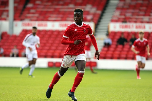 Arvin Appiah has extended his stay with Nottingham Forest