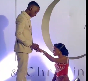 A couple has sparked reactions online while exchanging their vows