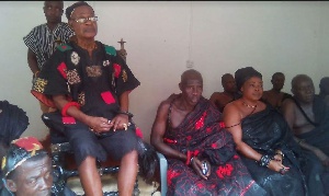 The late Chief, Daasebre Awuah Kotoko ( L), the Fanteakwa and Begorohene