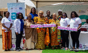 Dignitaries in a group photo at the event