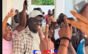 Hundreds of residents thronged to  Dormaahene's Abanpredease Palace to celebrate his achievement