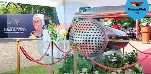 Naa Amanua Dodoo lying in state