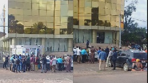 Customers have besieged the premises of Menzgold in Accra to retrieve their dividends