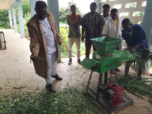 Ansah (L) emphasised that there is a link between poor feed quality and greenhouse gas emissions
