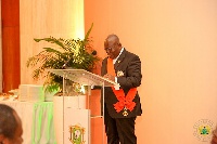 President Akufo-Addo delivering his speech upon receipt of the award
