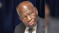 Akintola Williams don die at 104