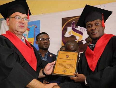 Dr Gyan receiving his doctorate degree