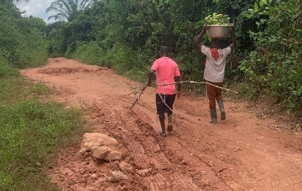 The current state of the neglected Kumikrom Road