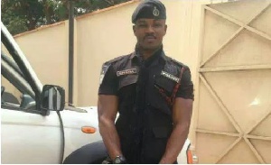 A police constable has been shot dead by robbers near Michel Camp in Tema