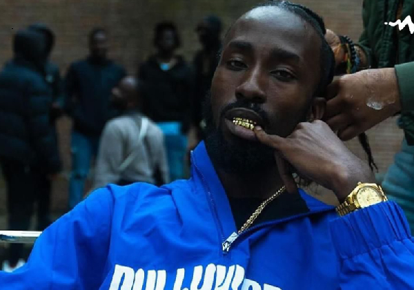 Oseikrom Sikani vows to take action against a student for snatching money meant for all students