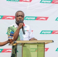 Managing Director, Henry Osei, addressing the Chief and people of Tepa
