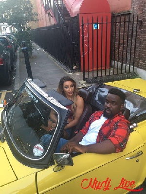 Sarkodie and Bobby Lewis on set