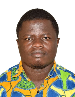 Dr Elvis Twumasi