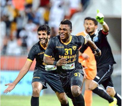 Rashid Sumaila (middle) scored his first goal for Al Gharafa