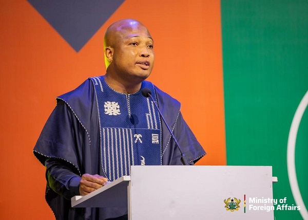 701 Diplomatic and Service Passports of former government officials cancelled - Official