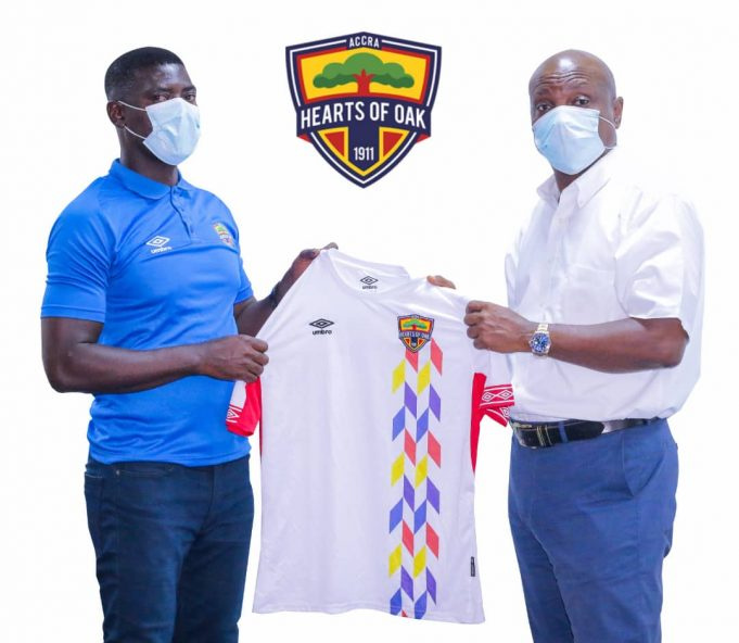 Club owner Togbe Afede (right) with former coach Samuel Boadu