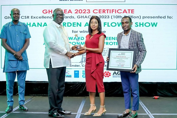 Stratcomm Africa Marketing Communication Manager, Sharon Anim, right, receiving the award