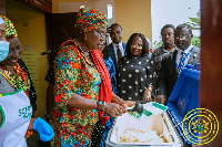 Zuwera Mohammed Ibrahimiah serving some of the students during her tour