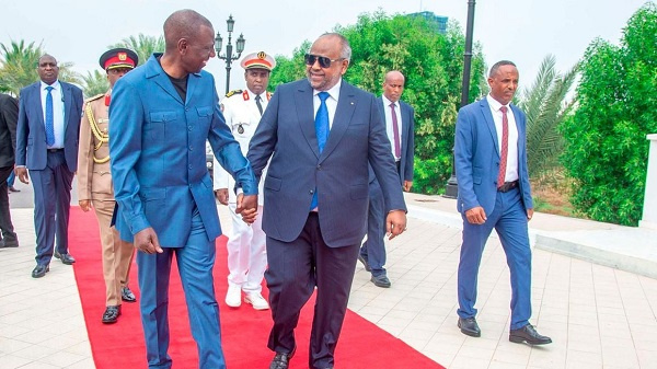 Kenyan President William Ruto received by his Djibouti counterpart Ismail Oguelleh at the presidency