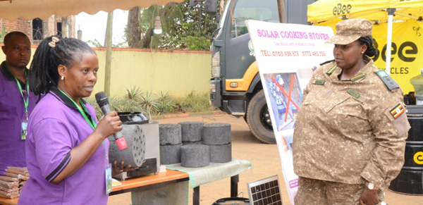 Vanice Mirembe (R) has urged Ugandans to embrace the use of clean energy