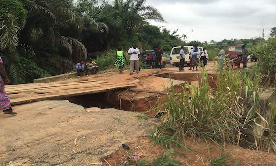 Collapsed bridge at Adubinso