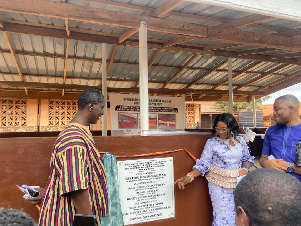 The facility was handed over to the Accra Metropolitan Education Directorate on behalf of the school