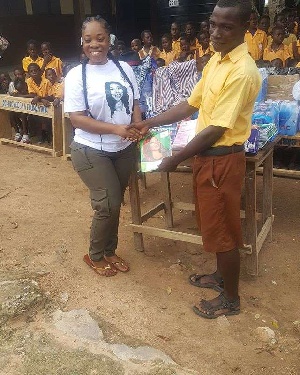 Moesha Boduong donates to Temu M/A School