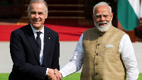 Carney (left) and Modi pledged to increase co-operation in a range of areas.