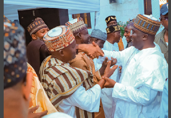 Dr. Mahamudu Bawumia interacting with some of the Zongo chiefs