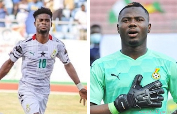 Hearts striker, Daniel Afriyie and Kotoko goalkeeper, Danlad Ibrahim