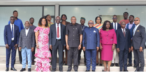 A seven-member governing board of the Fair Wages and Salaries Commission