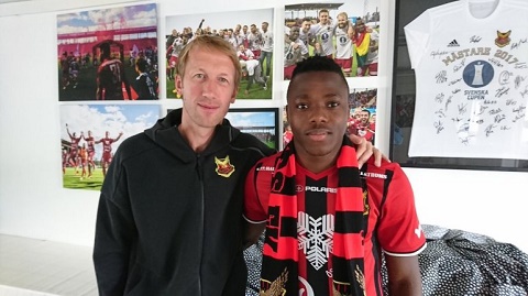 Patrick Kpozo with his new coach