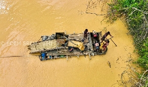 Edem Srrem Galamsey Photos On River Offin 2