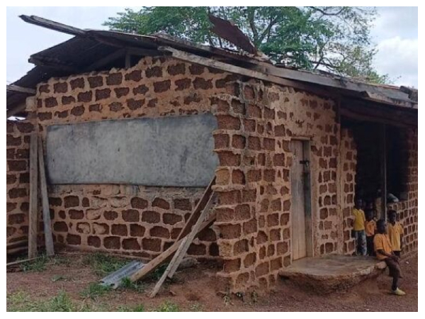 Anhwiafutu Primary School on verge of collapse