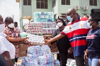 The CEO of YEA, Justin Kodua donated food items, sanitizers etc to the Agogo Hospital