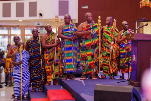 The team of Akyeame behind the Asantehene