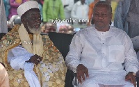 Sheikh Dr Osmanu Nuhu Sharubutu (L) with President Mahama