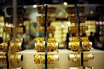South Africa retrieves gold amid growing concerns over US economy