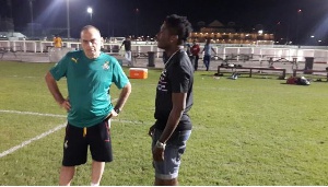 Injured Asamoah Gyan visits team in Dubai