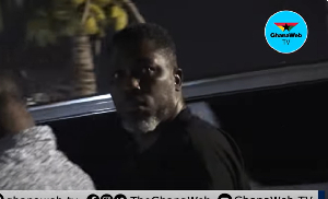 A-Plus was captured in a conversation with other mourners at the premises of Daddy Lumba's house in