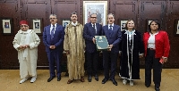 Head of Government, Aziz Akhannouch receiving the proposals from members of the body