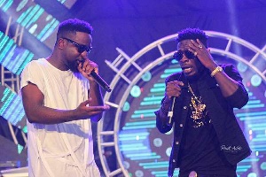 File photo: Sarkodie and Shatta performing together when they used to be close