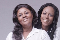 Yvonne Nelson and her mother