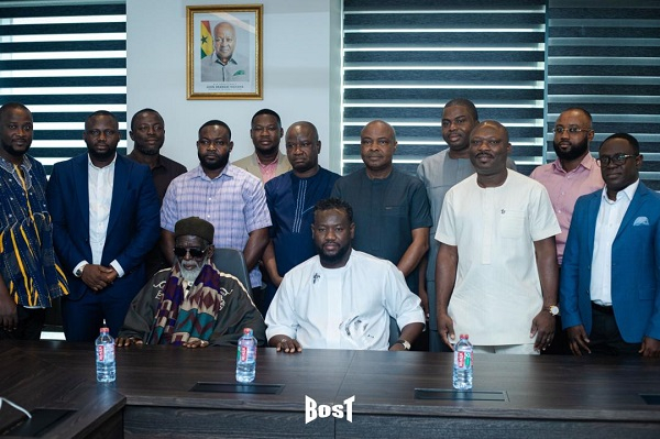 Alhaji Dr. Sheikh Osmanu Nuhu Shaributu in a photo with staff and executives of BOST