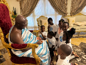 Otumfuo with some of the children