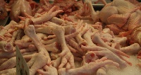 It was reported that about 226 cartons of imported rotten chicken were being sold in the market