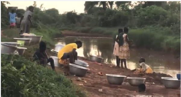 Sibi residents are forced to patronise water from contaminated soources