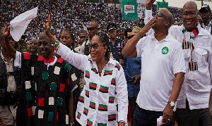 Former President John Dramani Mahama with his wife Lordina and Asiedu Nketia