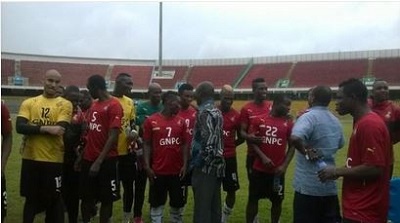 Nii Lante Vanderpuye meets Black Stars players in Accra.