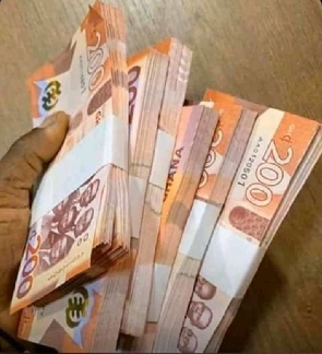 Traders in parts Kumasi fear the infiltration of their money with fake 200 cedi notes